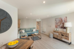 16 Woolacombe - Luxury Apartment at Byron Woolacombe, only 4 minute walk to Woolacombe Beach!